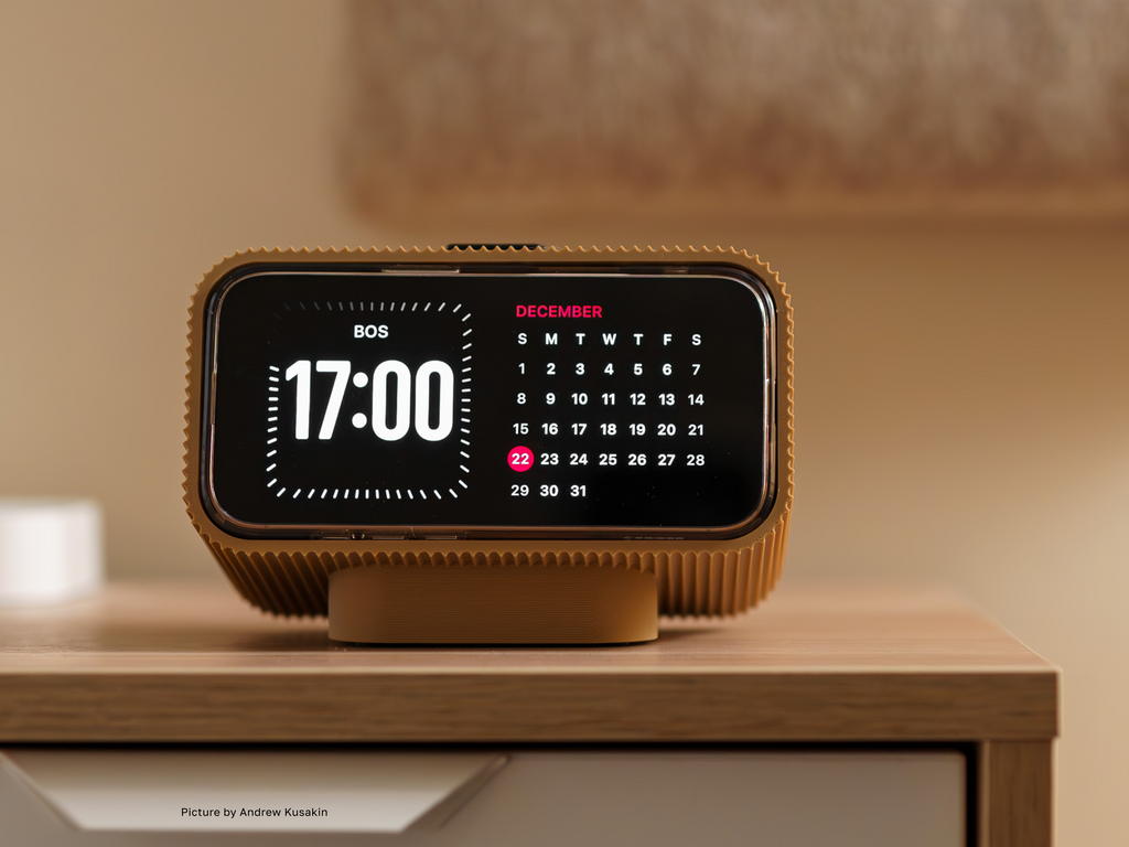 CLOCK DOCK - iPhone StandBy Dock & Charging Station